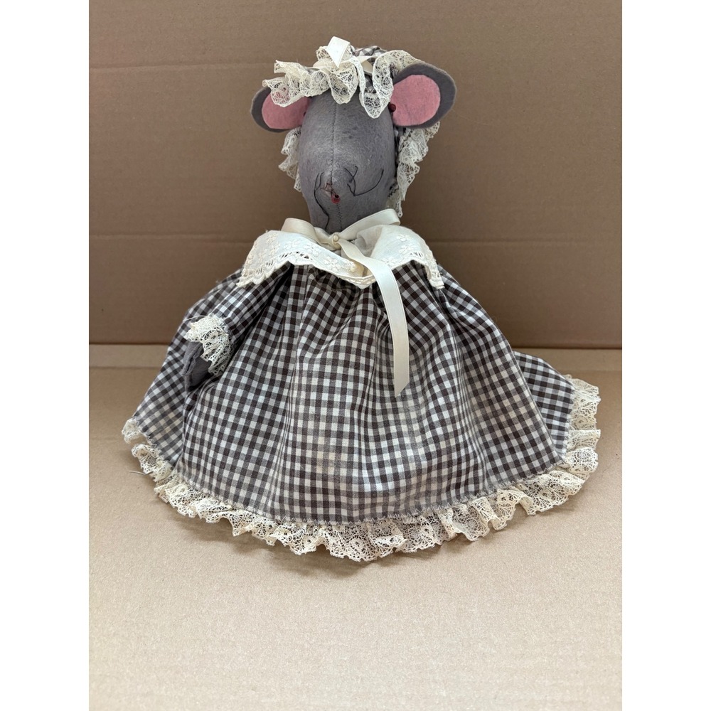 Vintage Folk Art Mouse Fabric Plaid Dress Bonnet Lace Trim Toliet Paper Holder